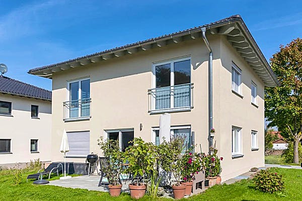 33b3ad84_portraitblock1