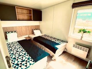 Fertighaus Chalet One von Easy Homes - Tiny- & Modulhäuser Schlüsselfertig ab 89900€, Bungalow Innenansicht 8