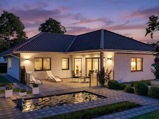 Massivhaus Drigge von TIMOWA Massivhäuser Schlüsselfertig ab 301900€, Bungalow Außenansicht 2