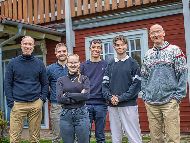 Baupartner SZwei Holzhäuser
