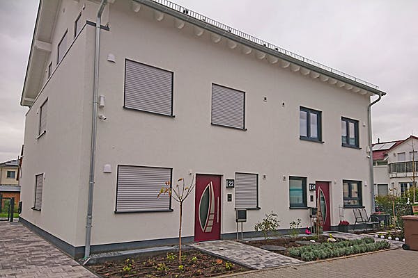 9a11d3f5_portraitblock2