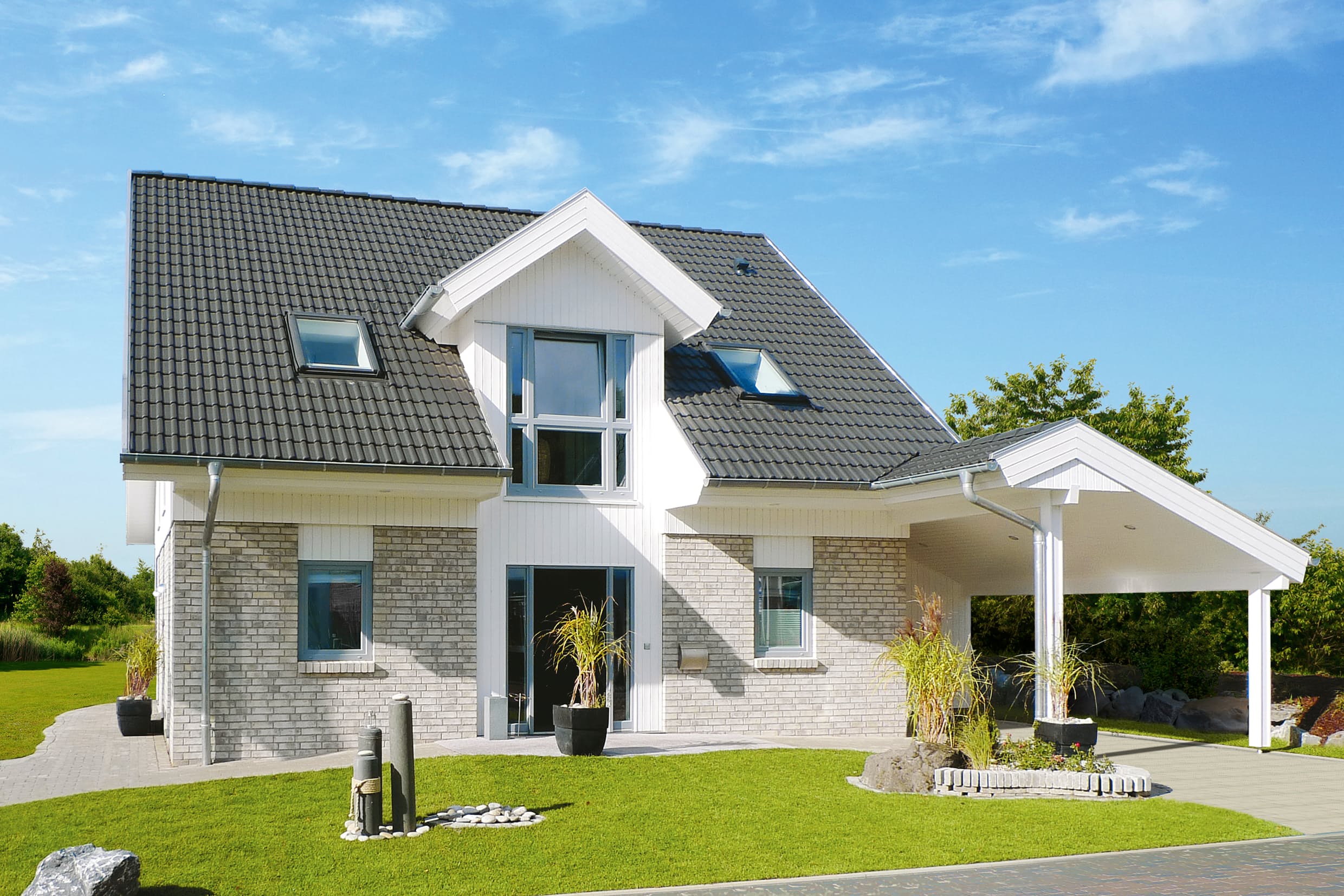 Fertighaus Adelby von Danhaus Deutschland Schlüsselfertig ab 429974€, Satteldach-Klassiker Außenansicht 1