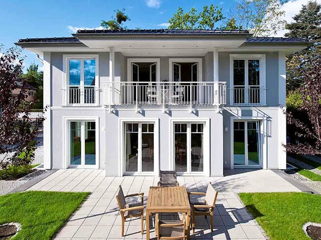 Massivhaus Grunewald von Aye-Bau Schlüsselfertig ab 457500€, Stadtvilla Außenansicht 1