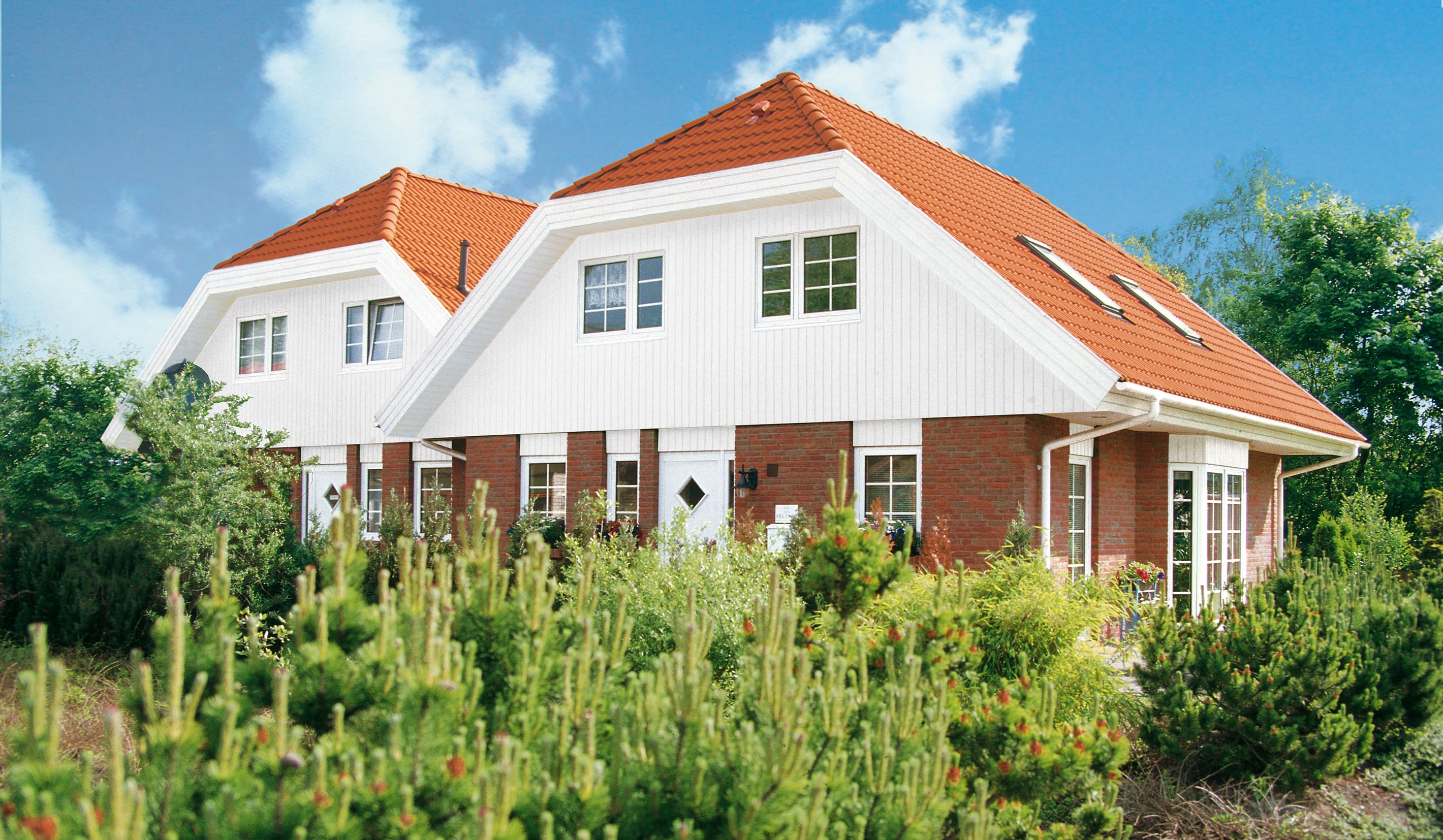 Fertighaus Billund von Danhaus Deutschland Schlüsselfertig ab 366810€, Satteldach-Klassiker Außenansicht 1