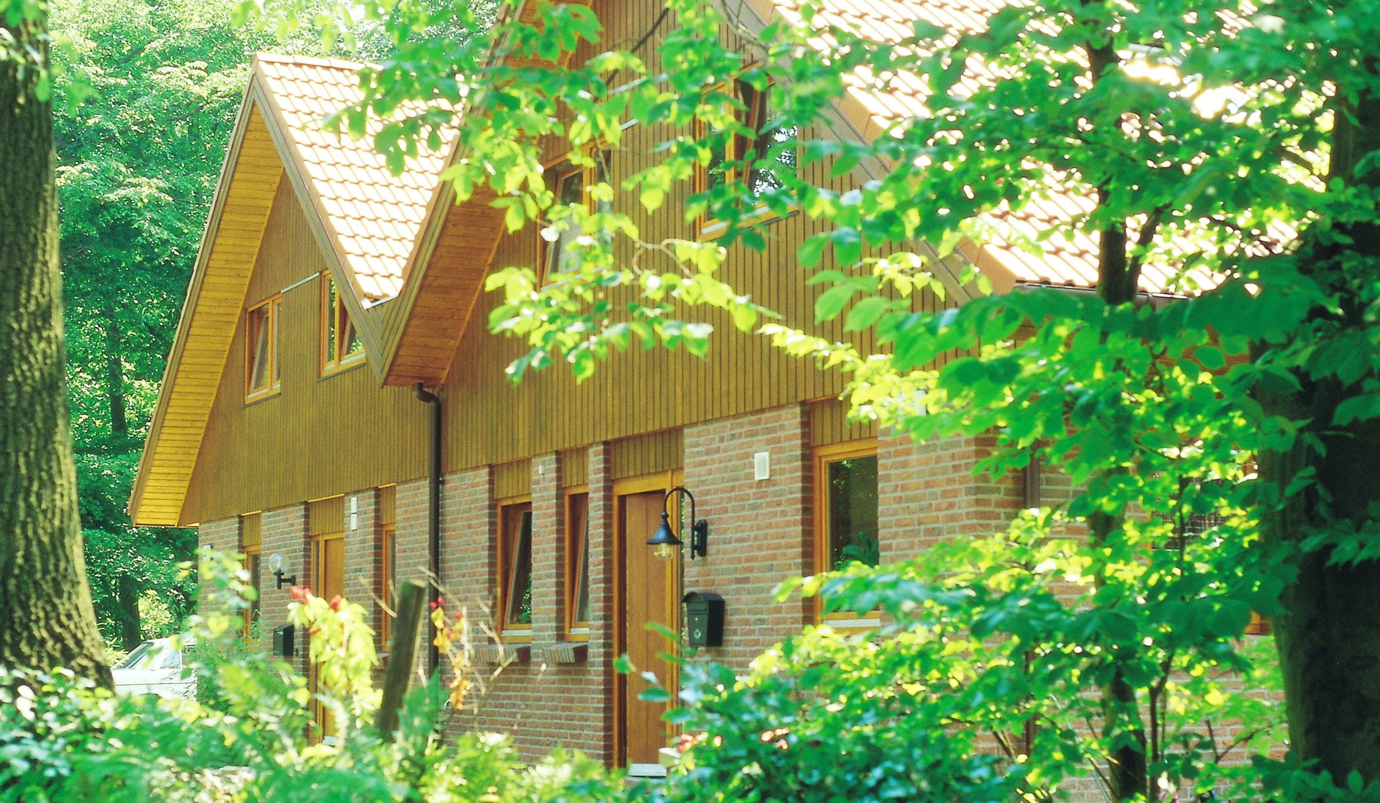 Fertighaus Billund von Danhaus Deutschland Schlüsselfertig ab 366810€, Satteldach-Klassiker Außenansicht 2