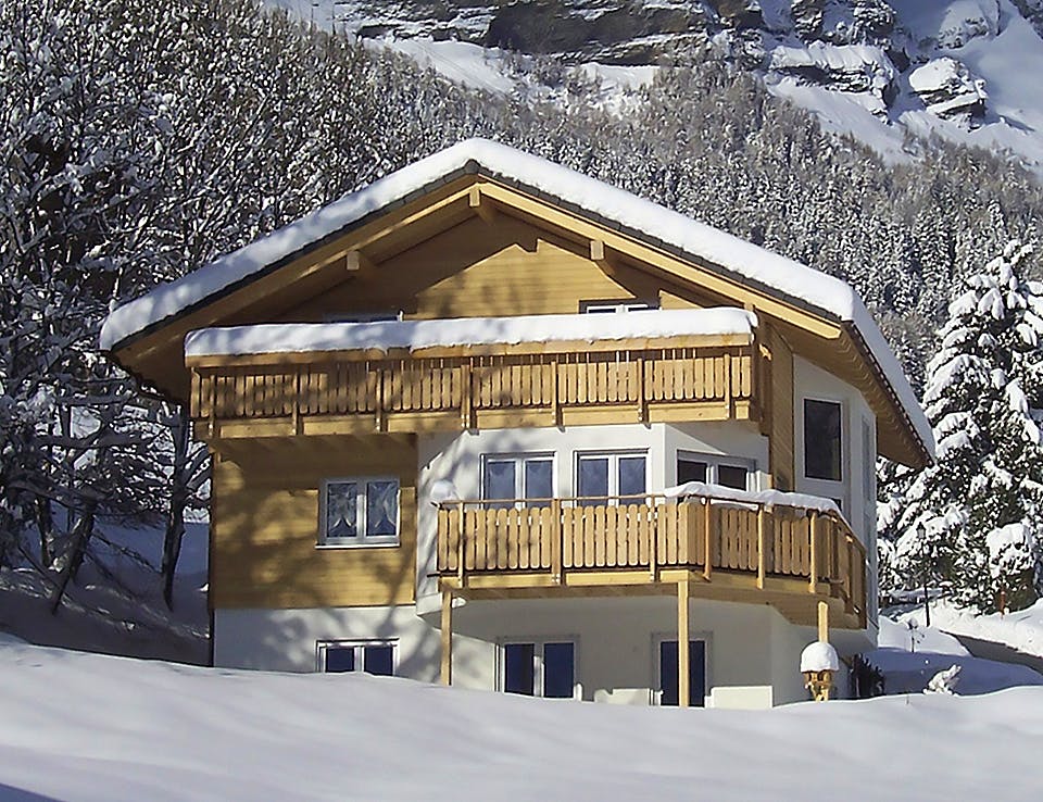 Fertighaus Haus Wallis von Bodenseehaus, Satteldach-Klassiker Außenansicht 1