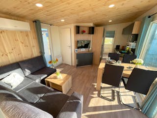 Fertighaus Chalet One von Easy Homes - Tiny- & Modulhäuser Schlüsselfertig ab 89900€, Bungalow Innenansicht 1