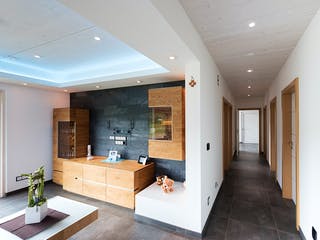 Blockhaus D282 Kocher von Frammelsberger R. Ingenieur-Holzbau, Satteldach-Klassiker Innenansicht 5