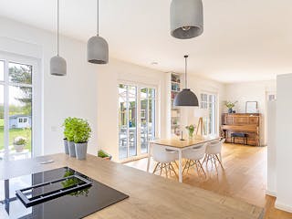 Massivhaus Friesenhaus 180 von ECO System HAUS Schlüsselfertig ab 376700€, Satteldach-Klassiker Innenansicht 3