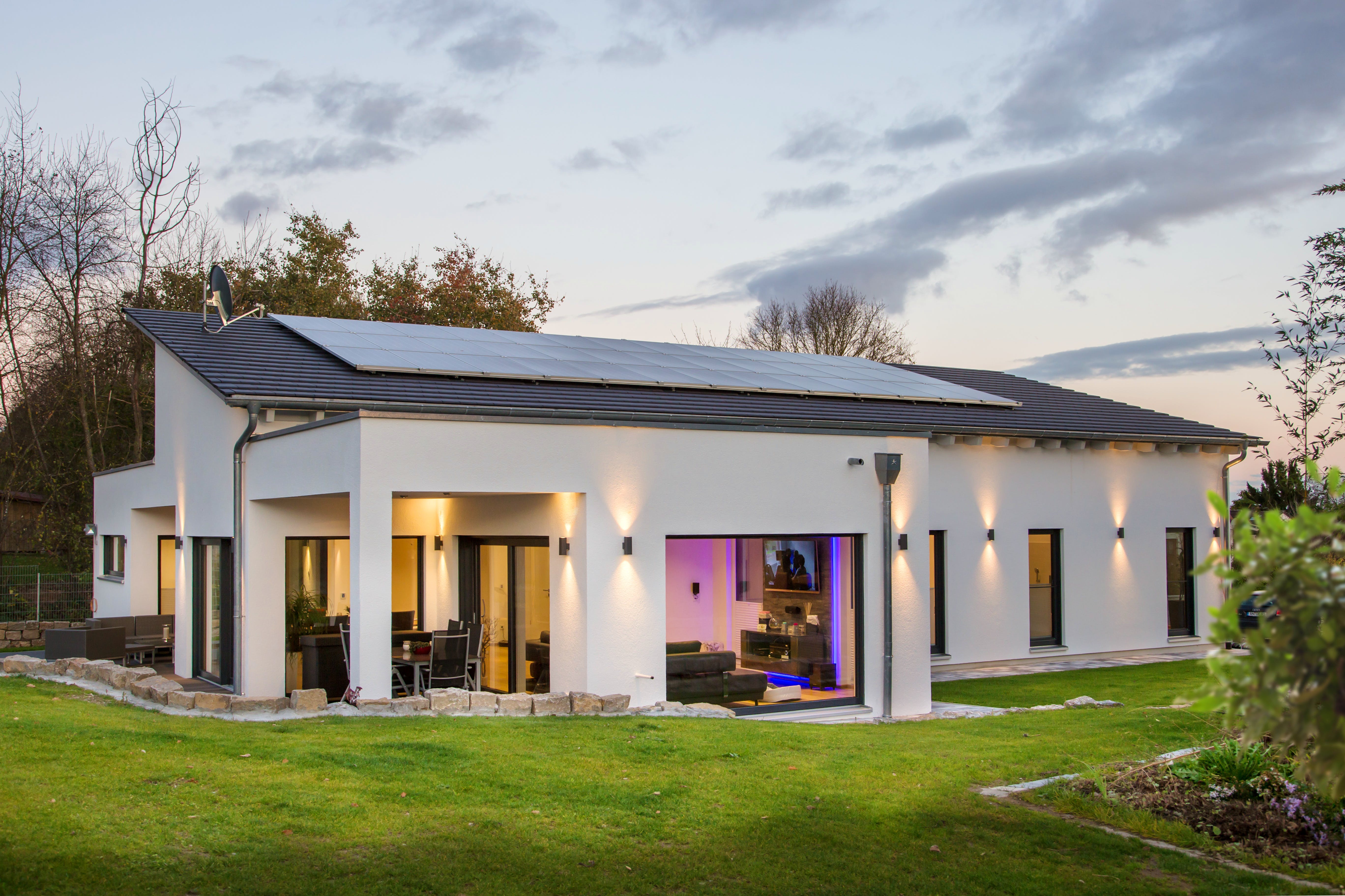 Fertighaus Bungalow 200 von FischerHaus Schlüsselfertig ab 663221€, Bungalow Außenansicht 1