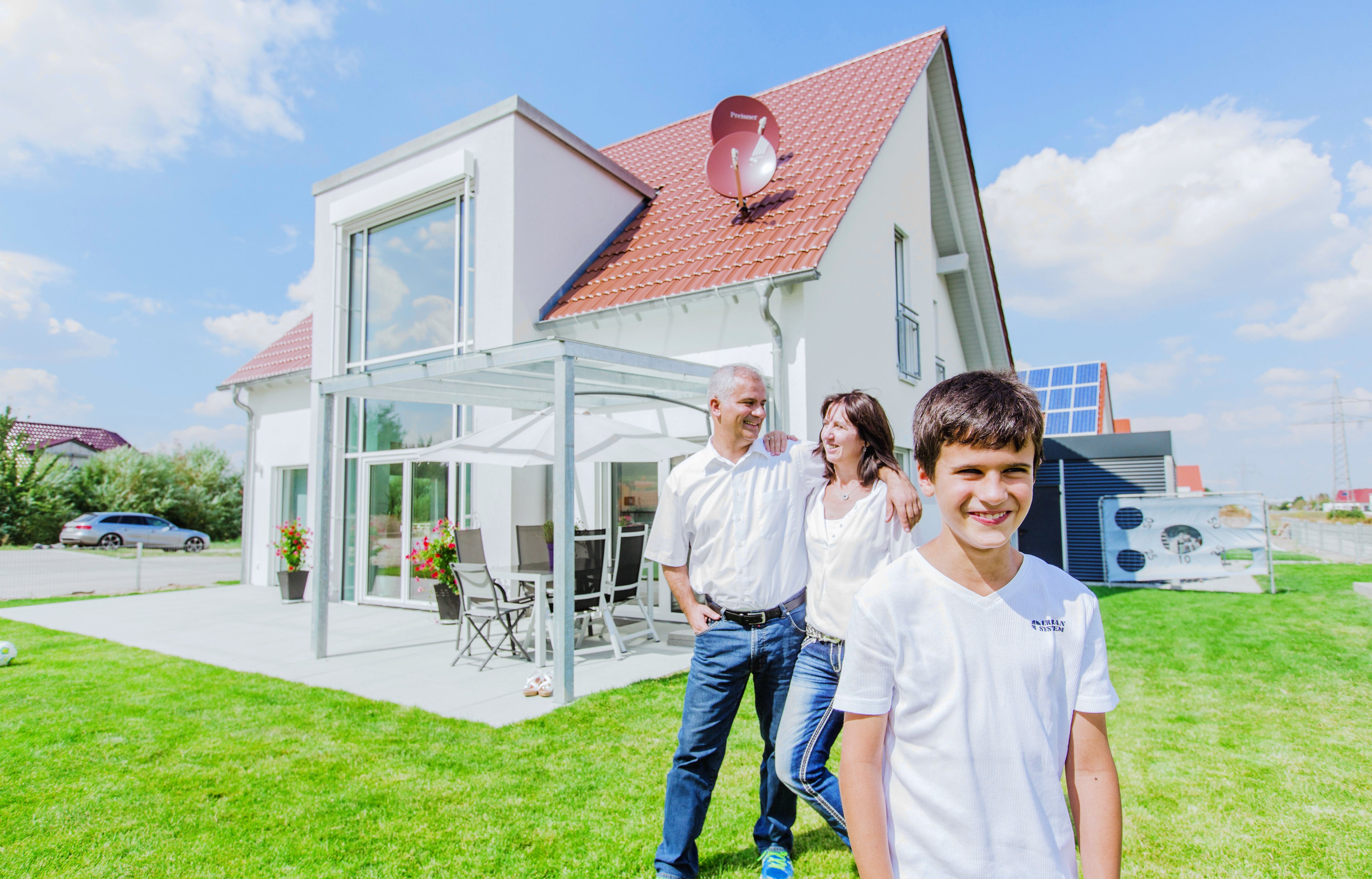 Fertighaus Klassisch 148 von FischerHaus Schlüsselfertig ab 478006€, Satteldach-Klassiker Außenansicht 2