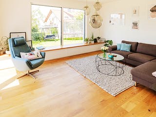 Fertighaus Haus John von Fertighaus WEISS Schlüsselfertig ab 580723€, Satteldach-Klassiker Innenansicht 1