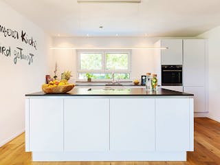 Fertighaus Haus John von Fertighaus WEISS Schlüsselfertig ab 617238€, Satteldach-Klassiker Innenansicht 5