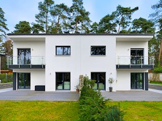 Fertighaus Haus Knüpfer/Schmenger von Fertighaus WEISS, Pultdachhaus Außenansicht 3