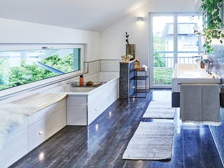 Fertighaus MH Erlangen von WEISS Holzhaus Schlüsselfertig ab 478098€, Satteldach-Klassiker Innenansicht 8