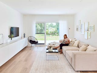 Fertighaus Haus Rohr von Fertighaus WEISS Schlüsselfertig ab 511325€, Cubushaus Innenansicht 1