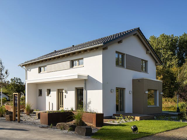 Fertighaus MH Frankenberg - SENTO 500B S215 von FingerHaus Schlüsselfertig ab 430871€, Satteldach-Klassiker Außenansicht 1