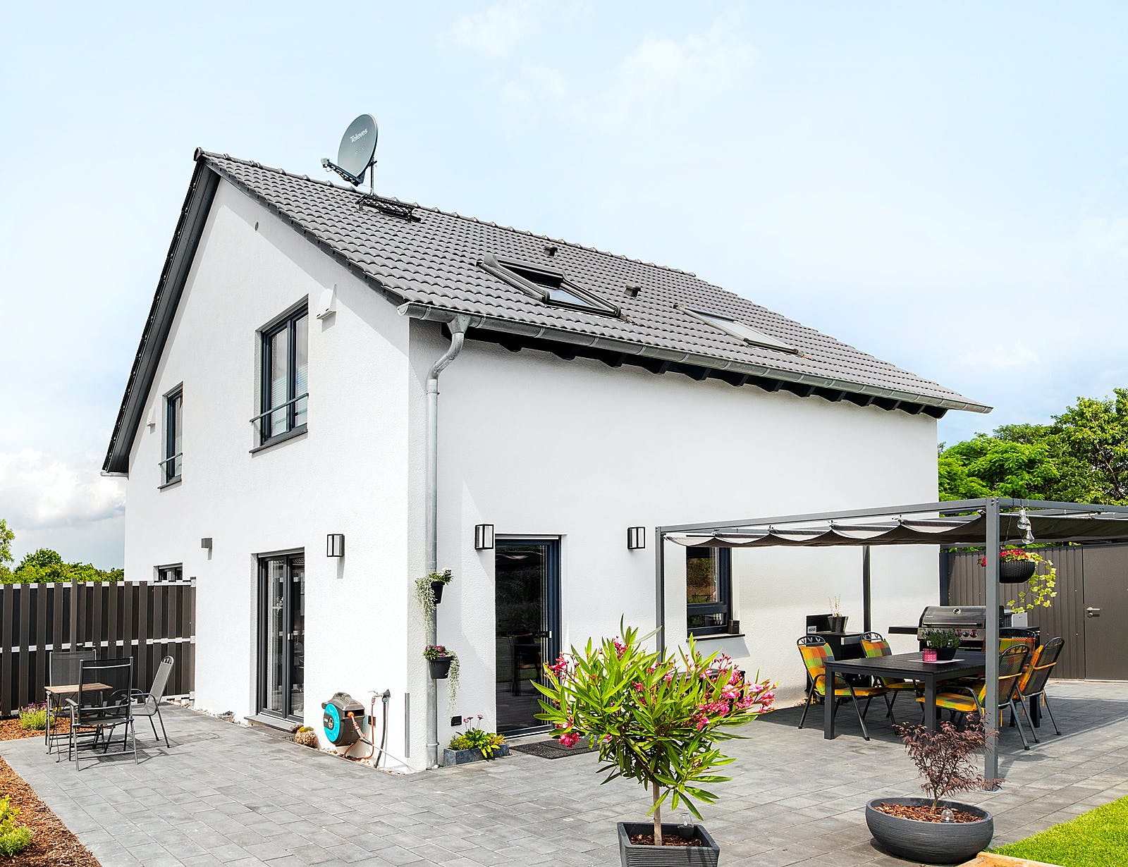 Fertighaus Filino von Fingerhut Haus, Satteldach-Klassiker Außenansicht 1