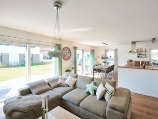 Fertighaus Juna von Fingerhut Haus Schlüsselfertig ab 430913€, Satteldach-Klassiker Innenansicht 1