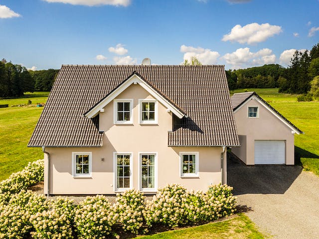 Fertighaus Lando von Fingerhut Haus Schlüsselfertig ab 436768€, Satteldach-Klassiker Außenansicht 3