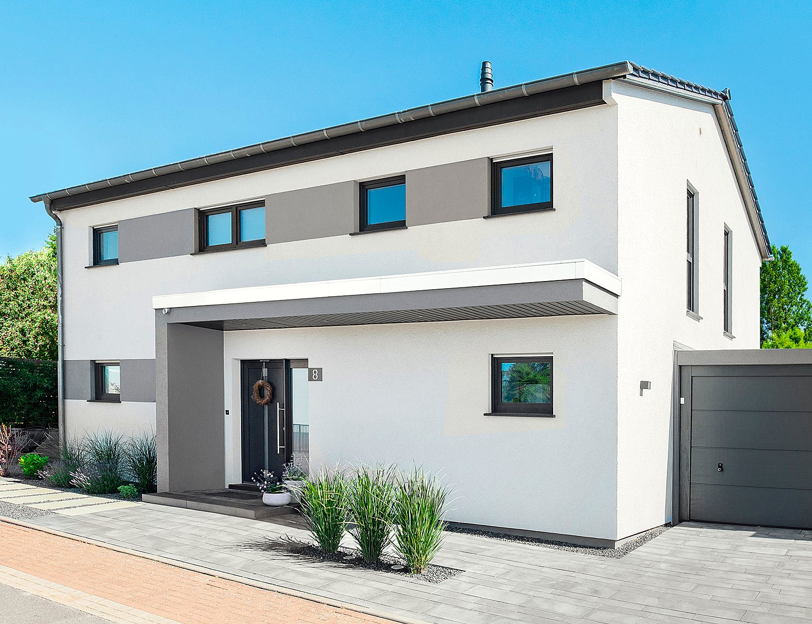 Fertighaus Ludema von Fingerhut Haus, Satteldach-Klassiker Außenansicht 2