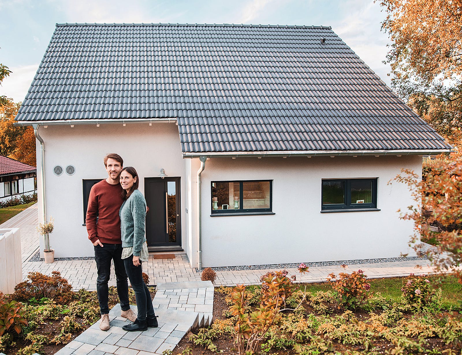 Fertighaus Vinaro von Fingerhut Haus Schlüsselfertig ab 449083€, Satteldach-Klassiker Außenansicht 2
