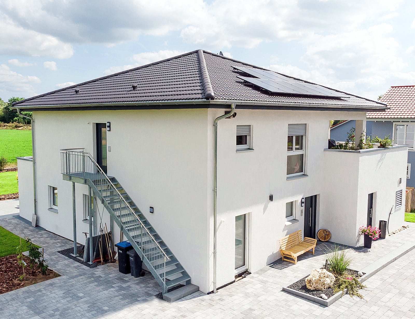 Fertighaus Dreifamilienhaus 241 von FischerHaus Schlüsselfertig ab 1012915€, Stadtvilla Außenansicht 2