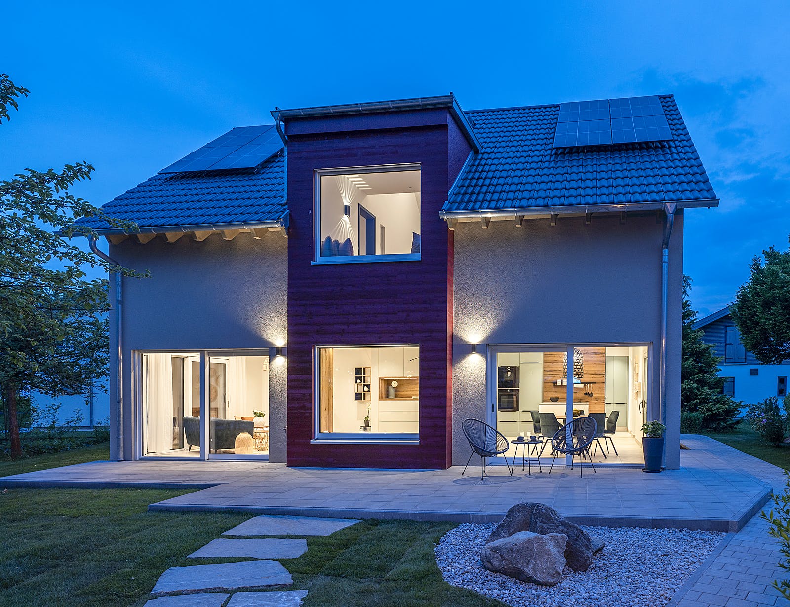Fertighaus Musterhaus CasaMina von FischerHaus Schlüsselfertig ab 546490€, Satteldach-Klassiker Außenansicht 1