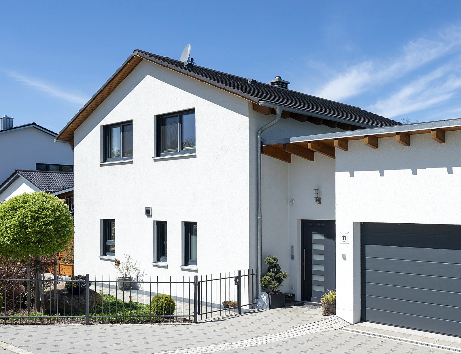 Fertighaus Modern 146 von FischerHaus Schlüsselfertig ab 472006€, Satteldach-Klassiker Außenansicht 1