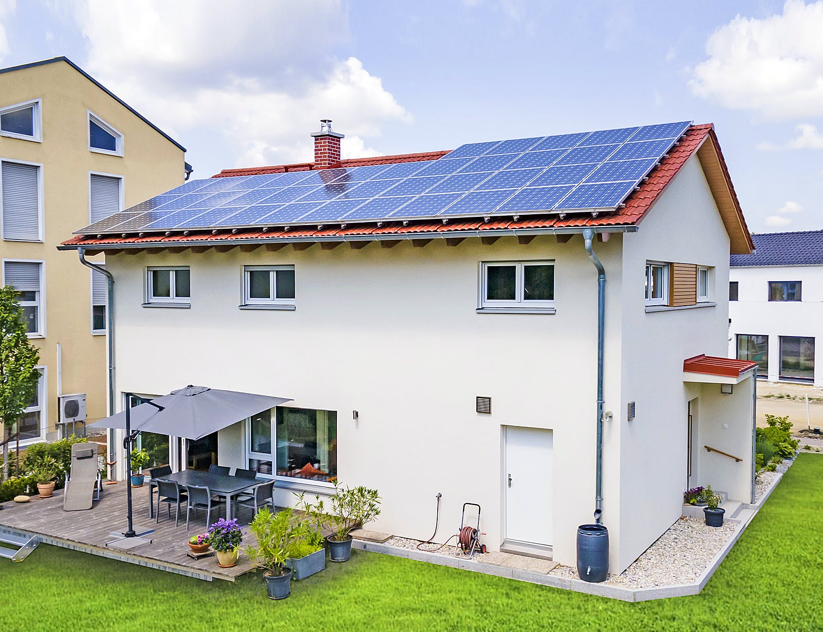 Fertighaus Modern 161 von FischerHaus Schlüsselfertig ab 530046€, Satteldach-Klassiker Außenansicht 1
