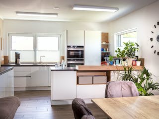 Fertighaus Modern 234 von FischerHaus Schlüsselfertig ab 870718€, Satteldach-Klassiker Innenansicht 1