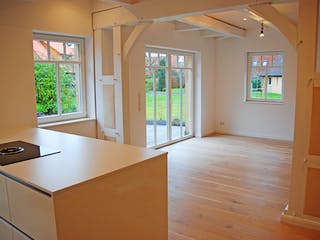 Fertighaus Fittis Winkel von Fuhrberger Zimmerei Betriebsges. mbH, Fachwerk Innenansicht 4