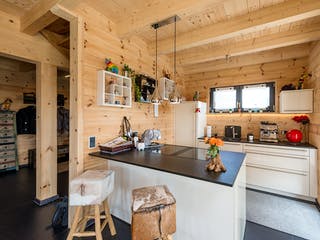 Blockhaus Auf der Röth von Fullwood Wohnblockhaus Bausatzhaus ab 200000€, Blockhaus Innenansicht 7