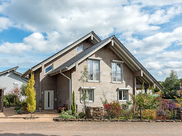 Blockhaus Felsblick von Fullwood Wohnblockhaus Ausbauhaus ab 280000€, Blockhaus Außenansicht 1