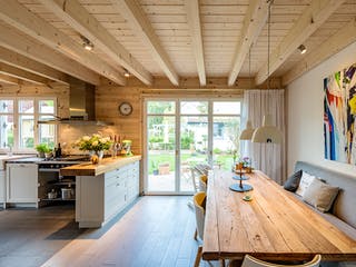 Blockhaus Im Eichenhain von Fullwood Wohnblockhaus Ausbauhaus ab 390000€, Blockhaus Innenansicht 7