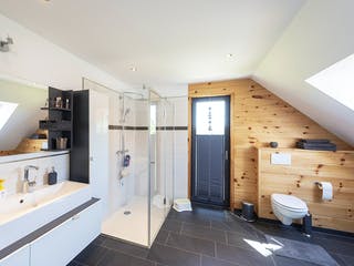 Blockhaus Köterbergblick von Fullwood Wohnblockhaus Bausatzhaus ab 250000€, Blockhaus Innenansicht 12