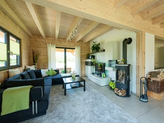 Blockhaus Mittelfranken von Fullwood Wohnblockhaus Ausbauhaus ab 360000€, Blockhaus Innenansicht 3