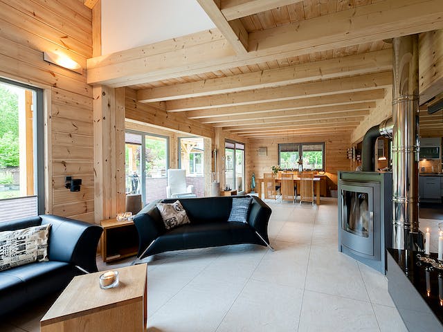 Blockhaus Münsterland von Fullwood Wohnblockhaus Ausbauhaus ab 260000€, Blockhaus Innenansicht 1