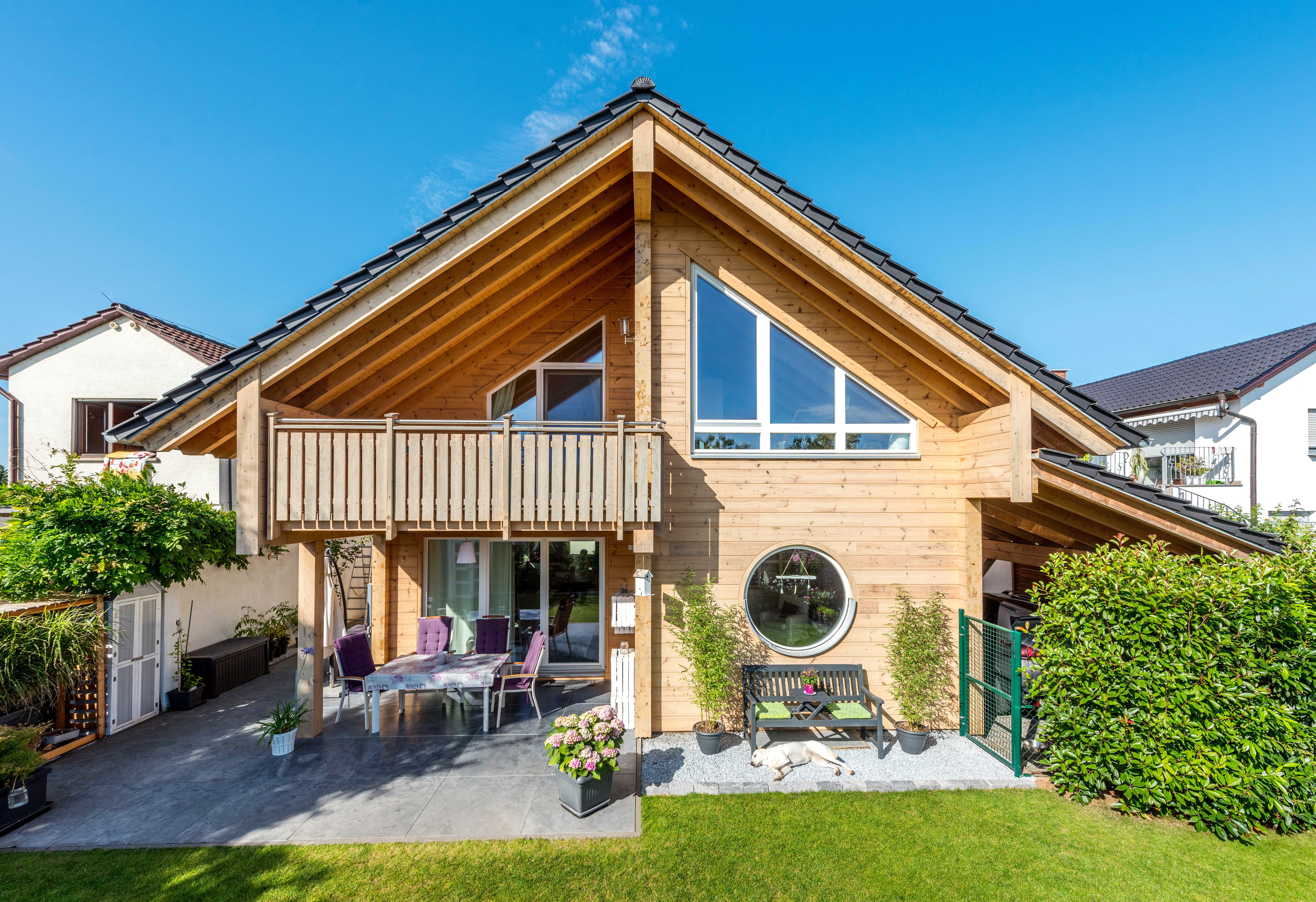 Blockhaus Rheinglück von Fullwood Wohnblockhaus Ausbauhaus ab 160000€, Blockhaus Außenansicht 2