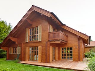 Blockhaus Görwihl von Rems-Murr-Holzhaus Ausbauhaus ab 344710€, Satteldach-Klassiker Außenansicht 2
