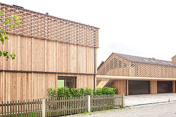 d9b71782_portraitblock3