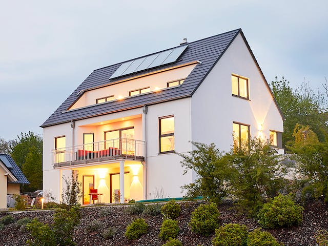 Fertighaus Hellerberge von GUSSEK HAUS Schlüsselfertig ab 592700€, Satteldach-Klassiker Außenansicht 3