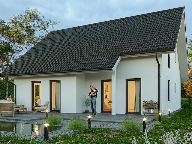 Massivhaus Landhaus Oranienburg von Hauswärts Consulting Schlüsselfertig ab 335000€, Satteldach-Klassiker Außenansicht 1