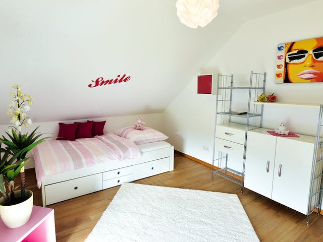 Massivhaus Leipzig von HELMA MASSIVHAUS Schlüsselfertig ab 420900€, Satteldach-Klassiker Innenansicht 3
