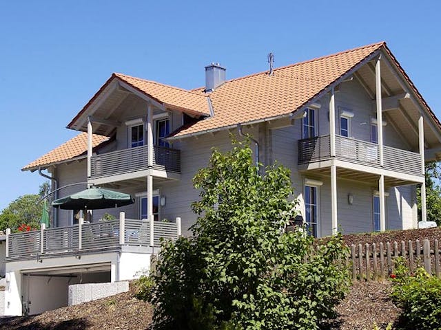 Blockhaus B167 von Frammelsberger R. Ingenieur-Holzbau, Blockhaus Außenansicht 1