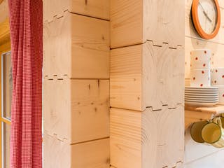 Blockhaus B138 Görlitz von Frammelsberger R. Ingenieur-Holzbau, Blockhaus Innenansicht 10