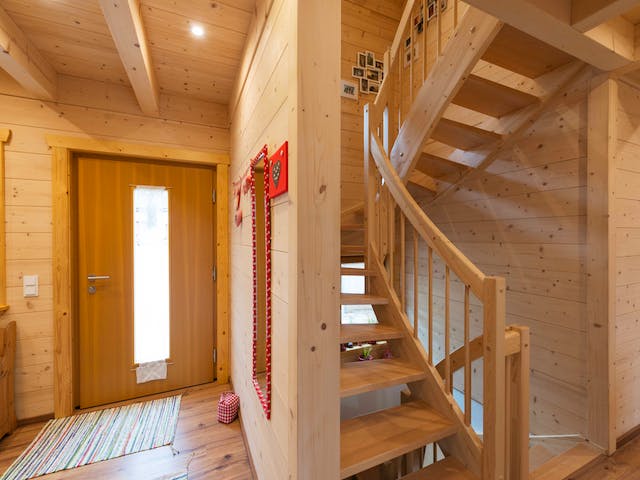 Blockhaus B138 Görlitz von Frammelsberger R. Ingenieur-Holzbau, Blockhaus Innenansicht 6