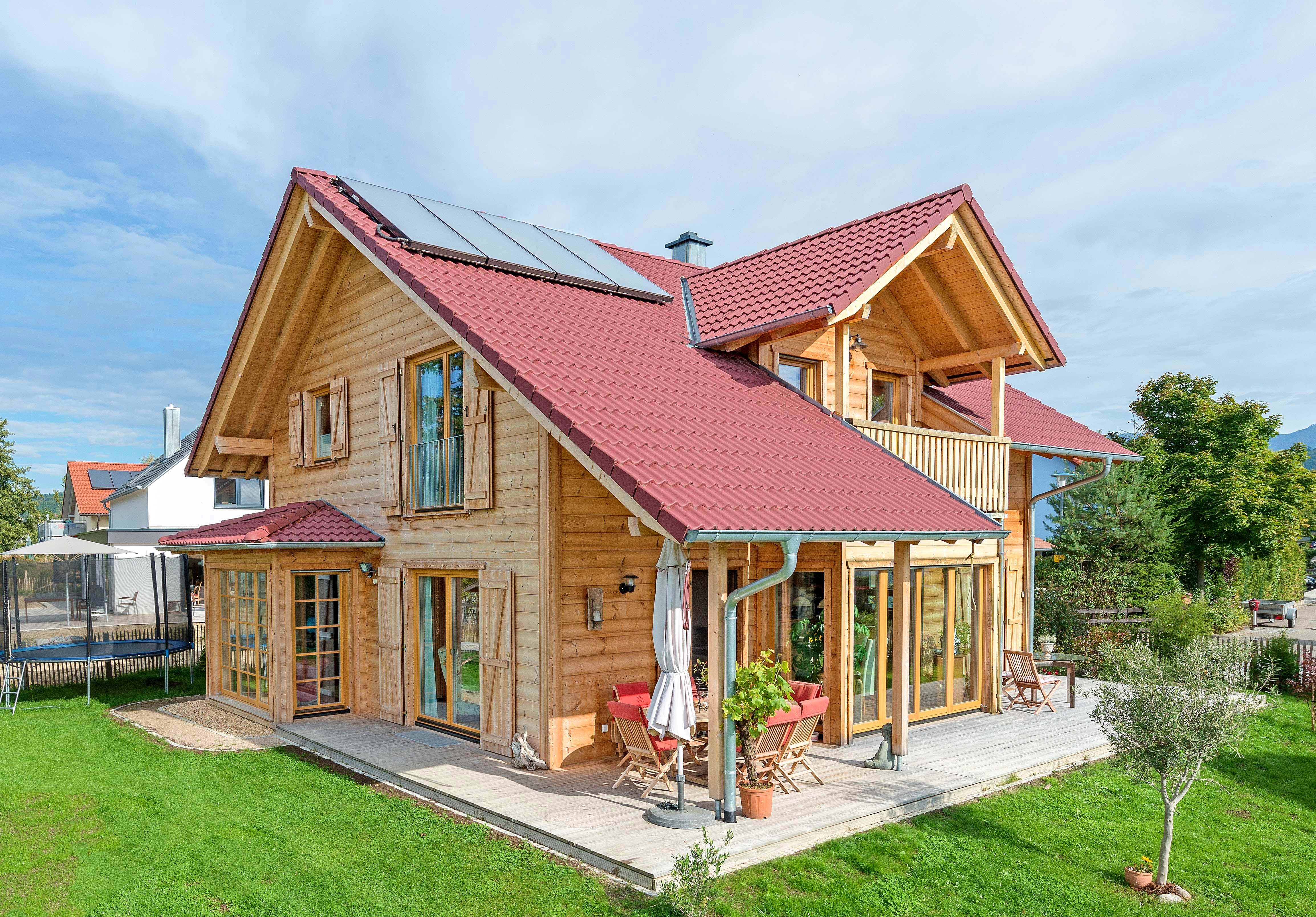 Blockhaus B155 Krank von Frammelsberger R. Ingenieur-Holzbau, Blockhaus Außenansicht 2