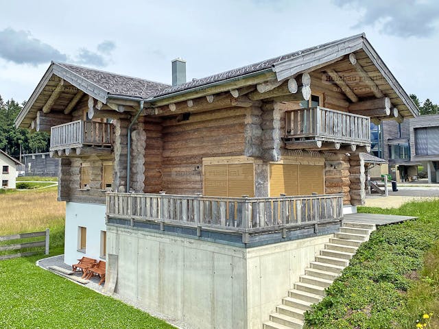 Blockhaus Blockhaus Schöneberg von Holzbau Rustikal - Blockhäuser Bausatzhaus ab 254975€, Blockhaus Außenansicht 1