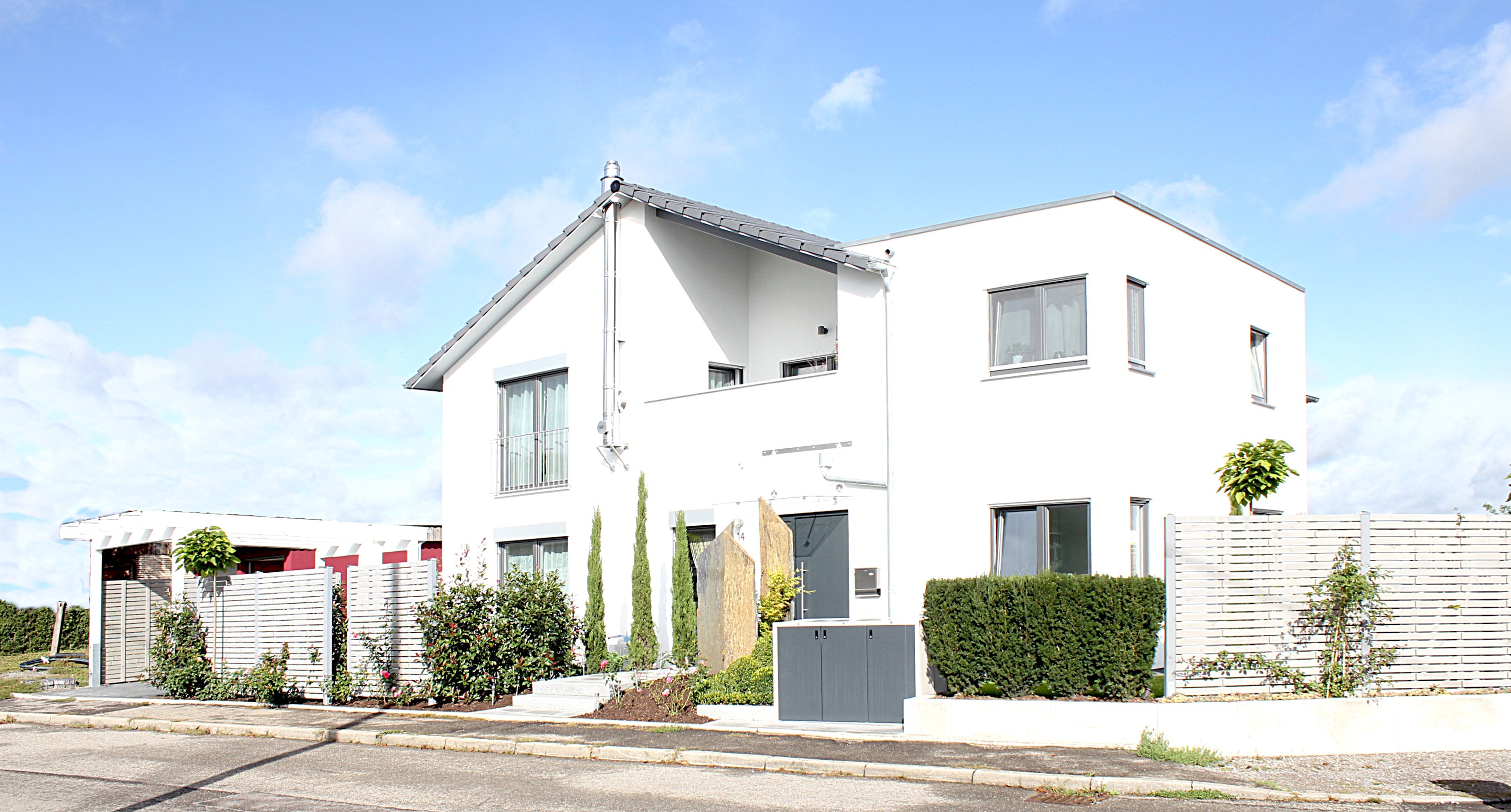 Fertighaus Homestory 173 von Lehner Haus Schlüsselfertig ab 972400€, Satteldach-Klassiker Außenansicht 1